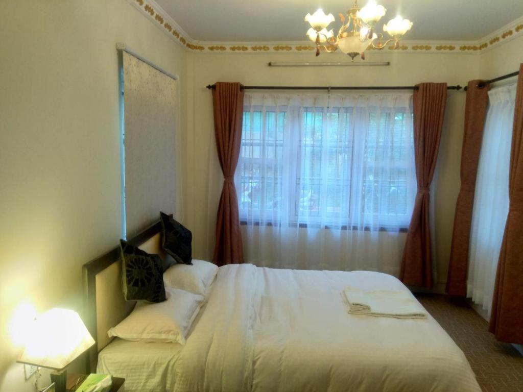 Hidden Leaf Bed & Breakfast Lalitpur Dış mekan fotoğraf