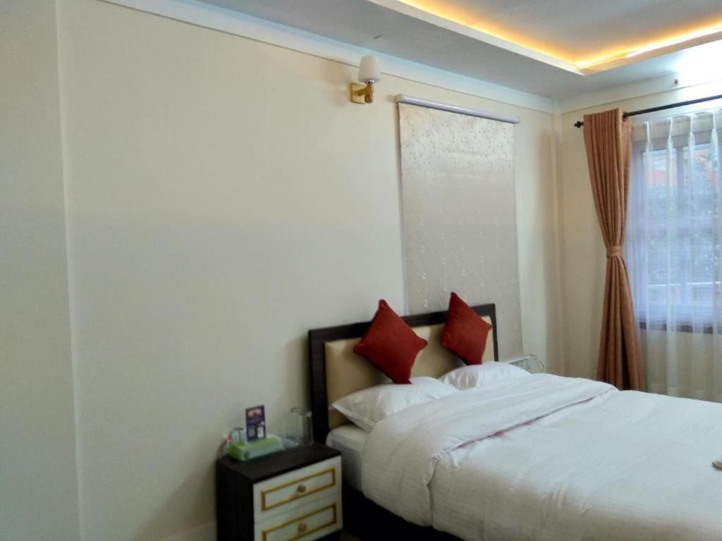 Hidden Leaf Bed & Breakfast Lalitpur Dış mekan fotoğraf